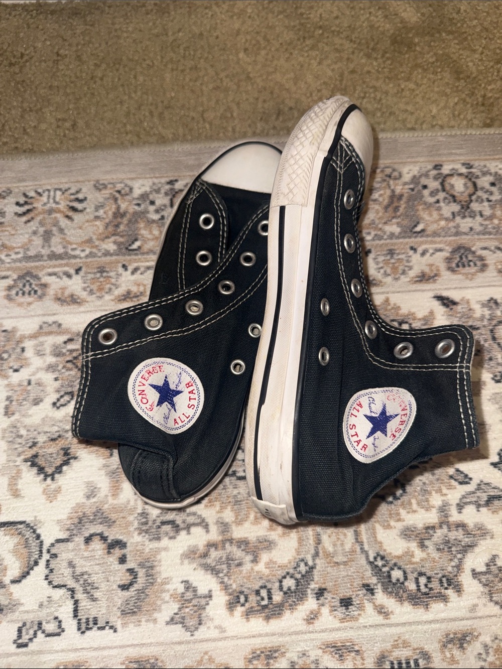 Converse Kids Black High-Top Canvas Sneakers with White Toe sz 1 vintage